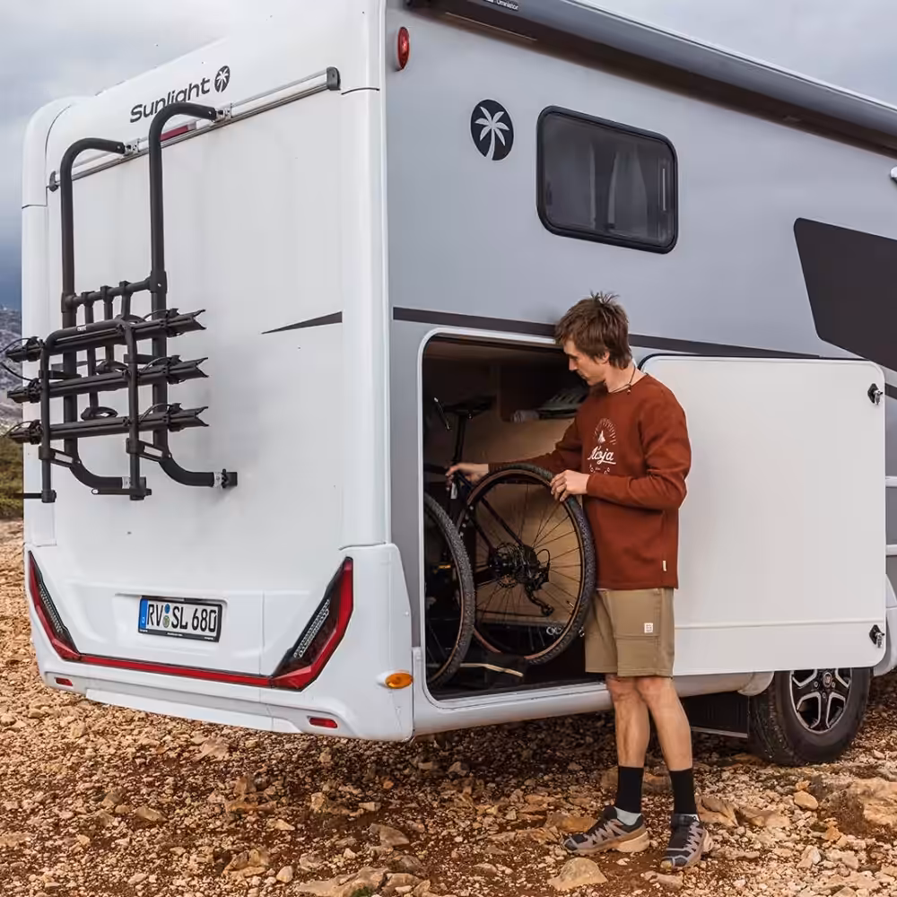 T68 Adventure Edition 2023 1657 1000x1000.jpg