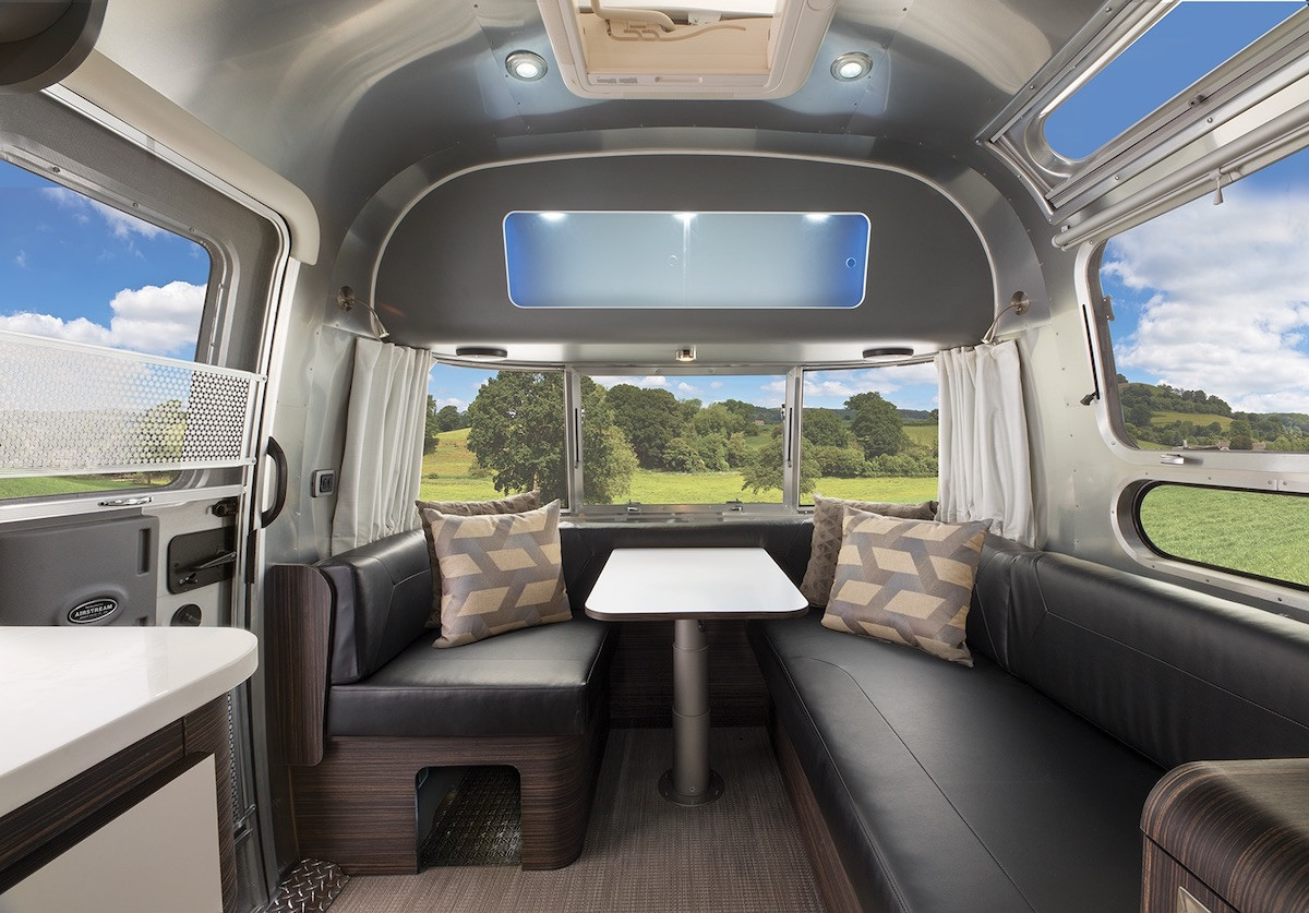2021 Row 604 Interior Dinette Timberline Night Sky W Pillows Webpng Copy