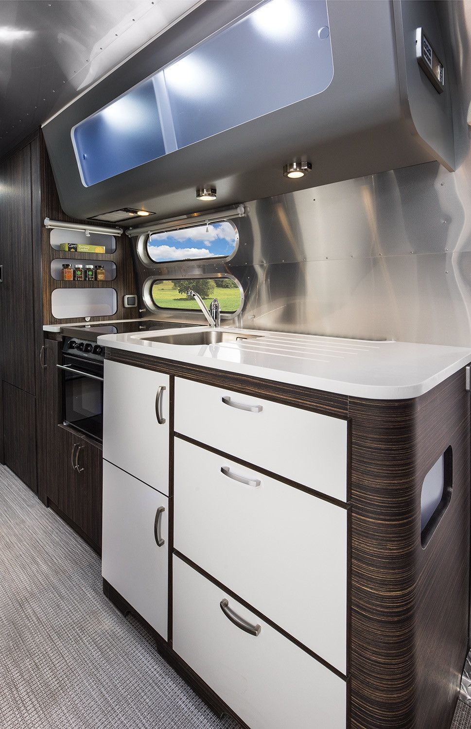 2021 Row 604 Interior Galley Webpng Copy