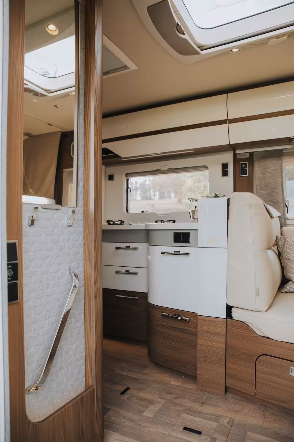 B ML I 880 MJ2020 Frankreich23