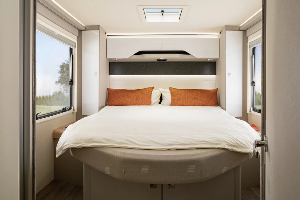 Hy20 Ts 695 Den Tippri I Doppelbett Bildschirm 96 Dpi 1024x683 Gallery Caption