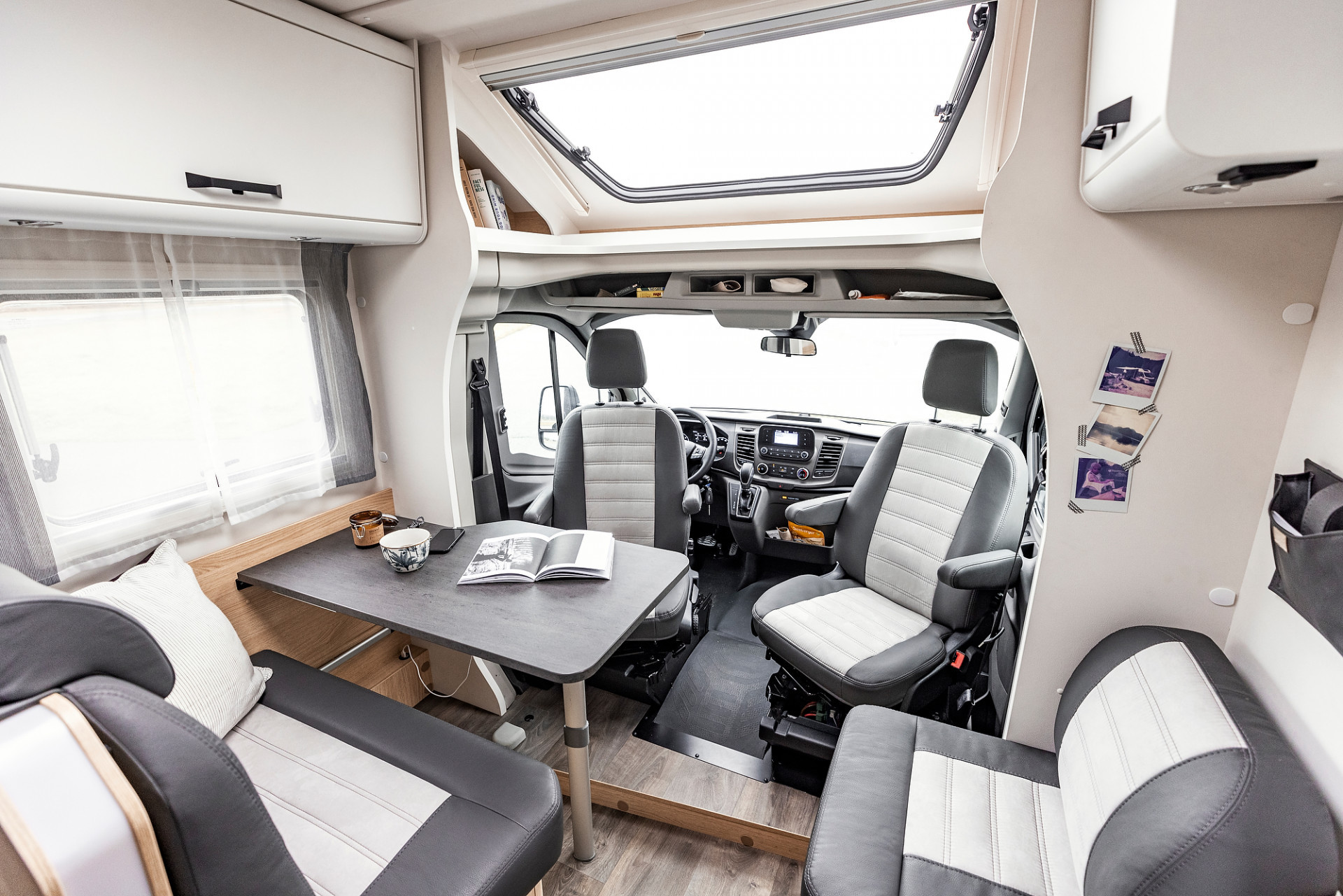 Interieur Ti Ford 1 2