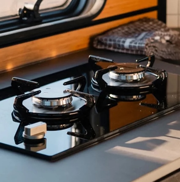 Lightbox Row02 04 Media Aeae65a4 Query Smart Kitchen Hymer