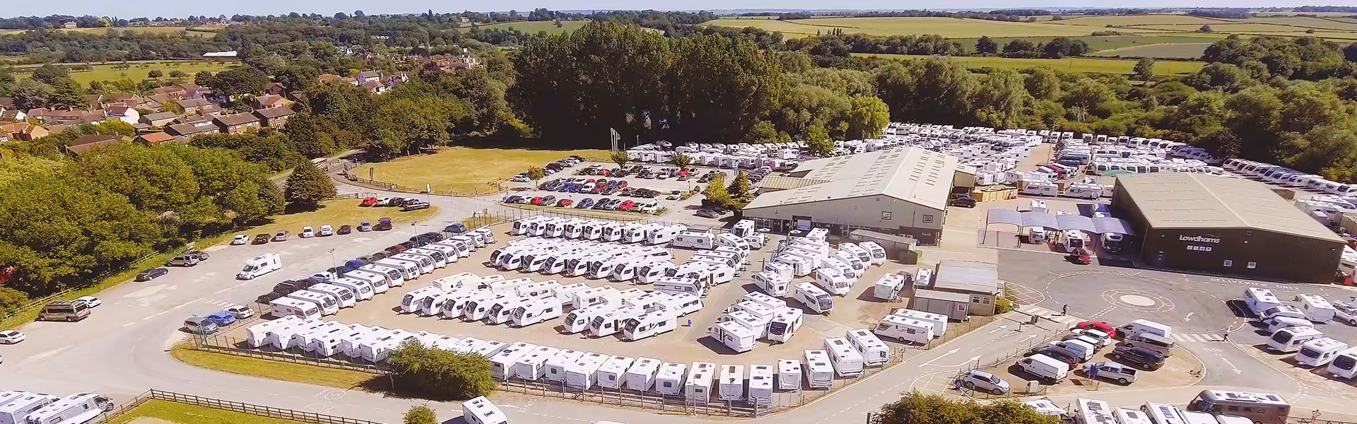 Showground Lowdhams Header Desktop