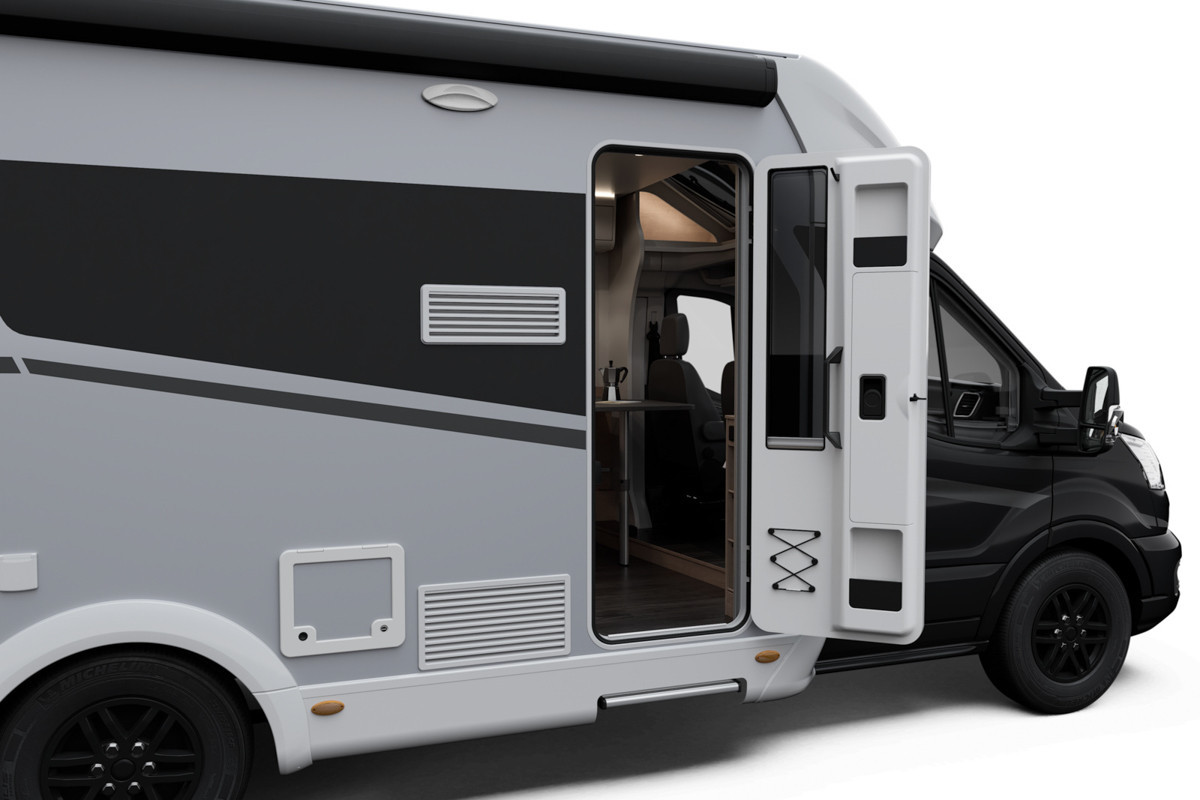 1732025 T670s Adventure 9 