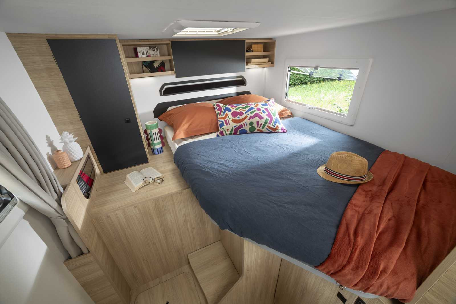2112025 Chausson S695 Sport Edition 1