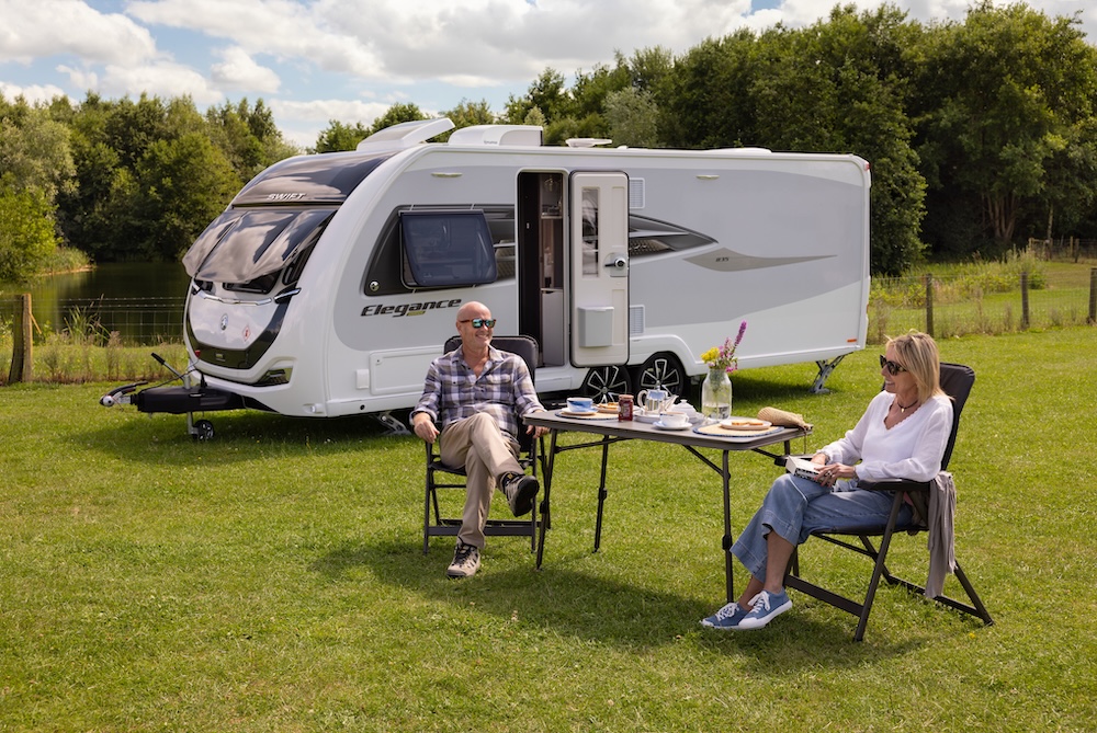 2026 Elegance Grande On Grass Lifestyle Resized