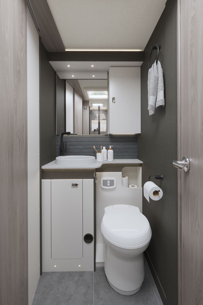 2026 Voyager 594 Washroom Resized