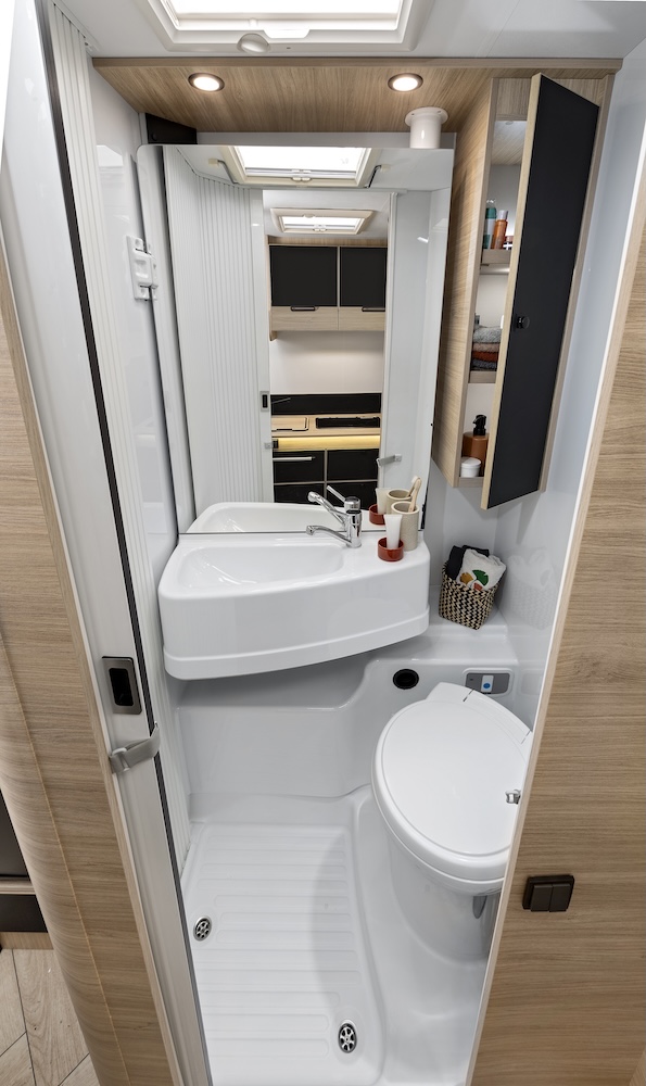 2026 Chausson 660 2026 1 Titanium Line Washroom