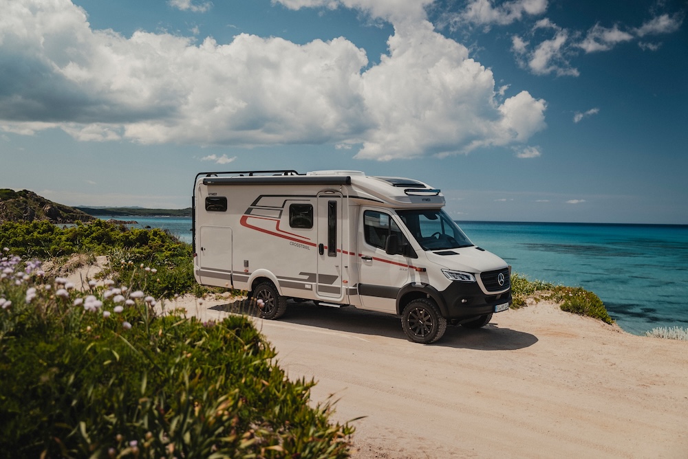 HYMER ML T 580 CrossTrail 2026 Sardinien 25 Print Caption