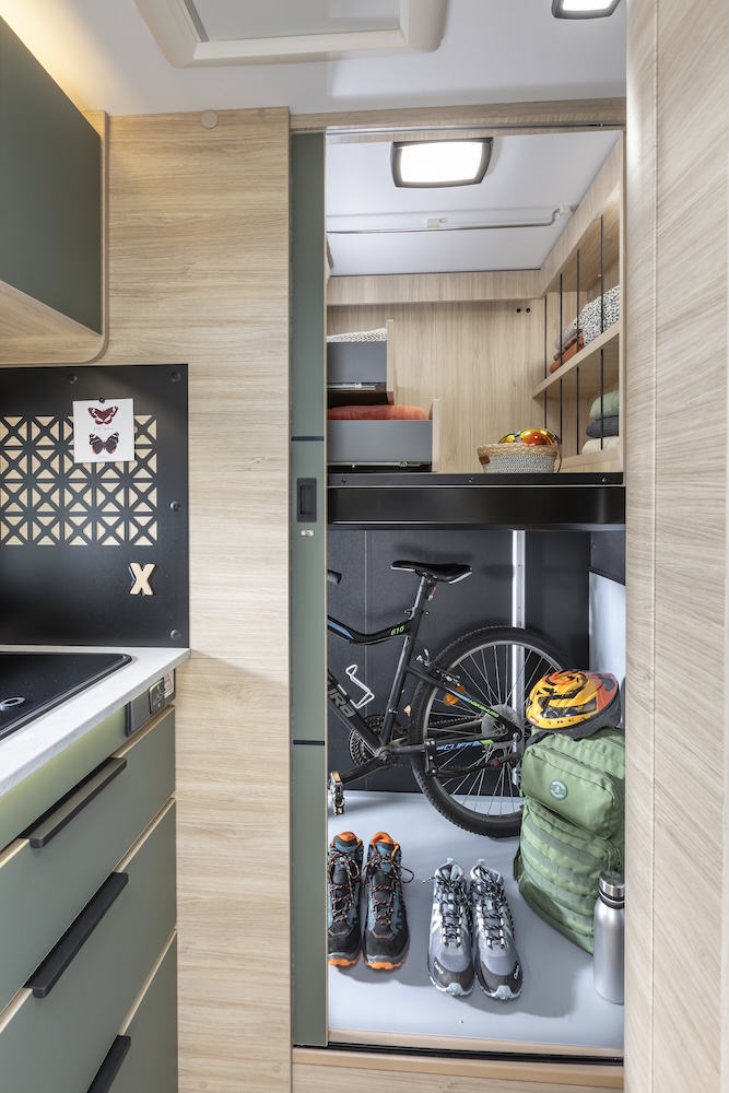 Chausson X650 2026 2 Kitchen Storage