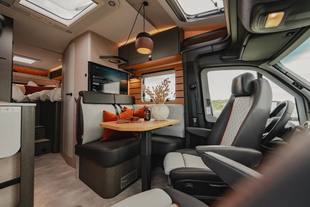 Hymer Ml T 580 Crosstrail Denmark 92 Webp 1920x1920 Caption