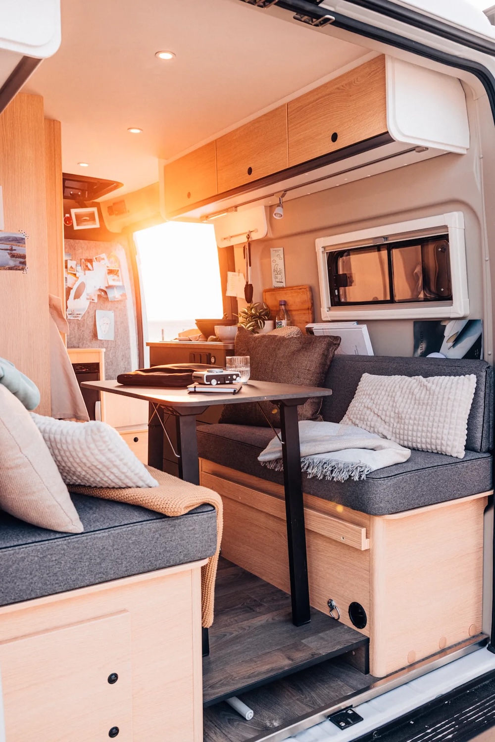 Sunlight Vanlife 540 Martin Erd 0998 96dpi.jpg