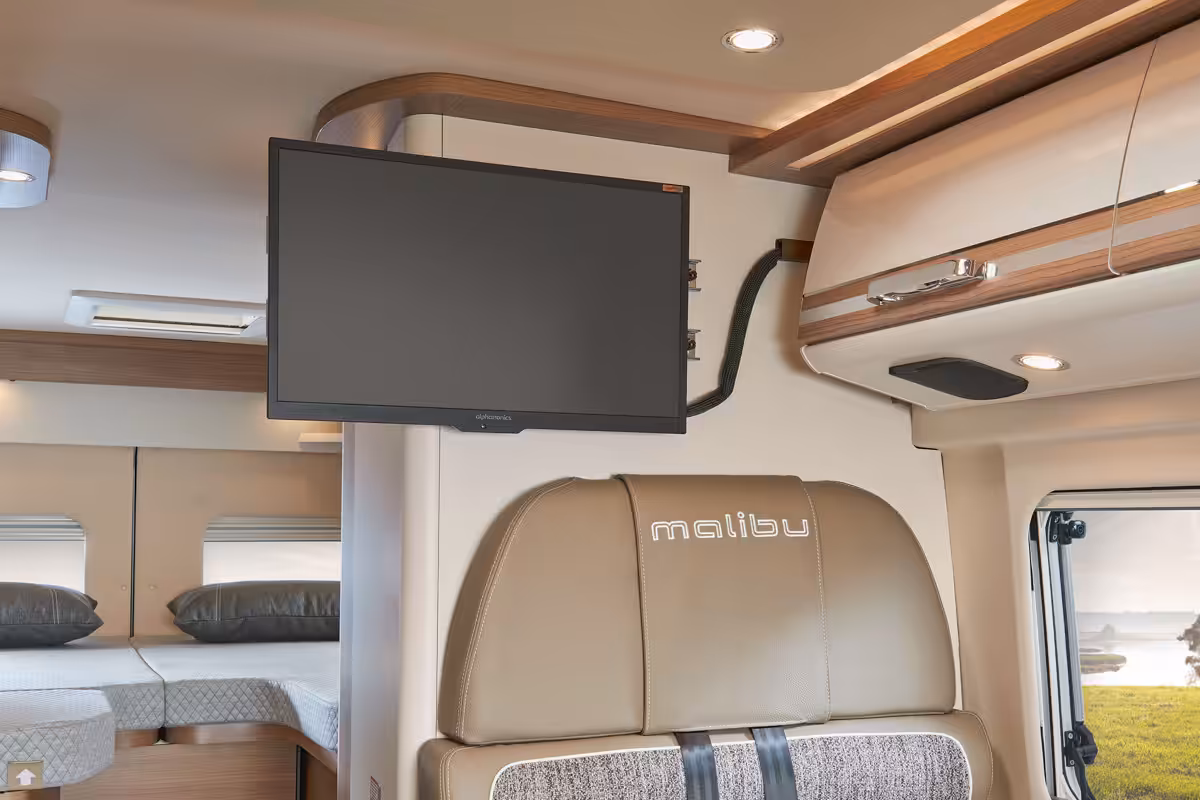 3012025 Malibucomfort640le 17