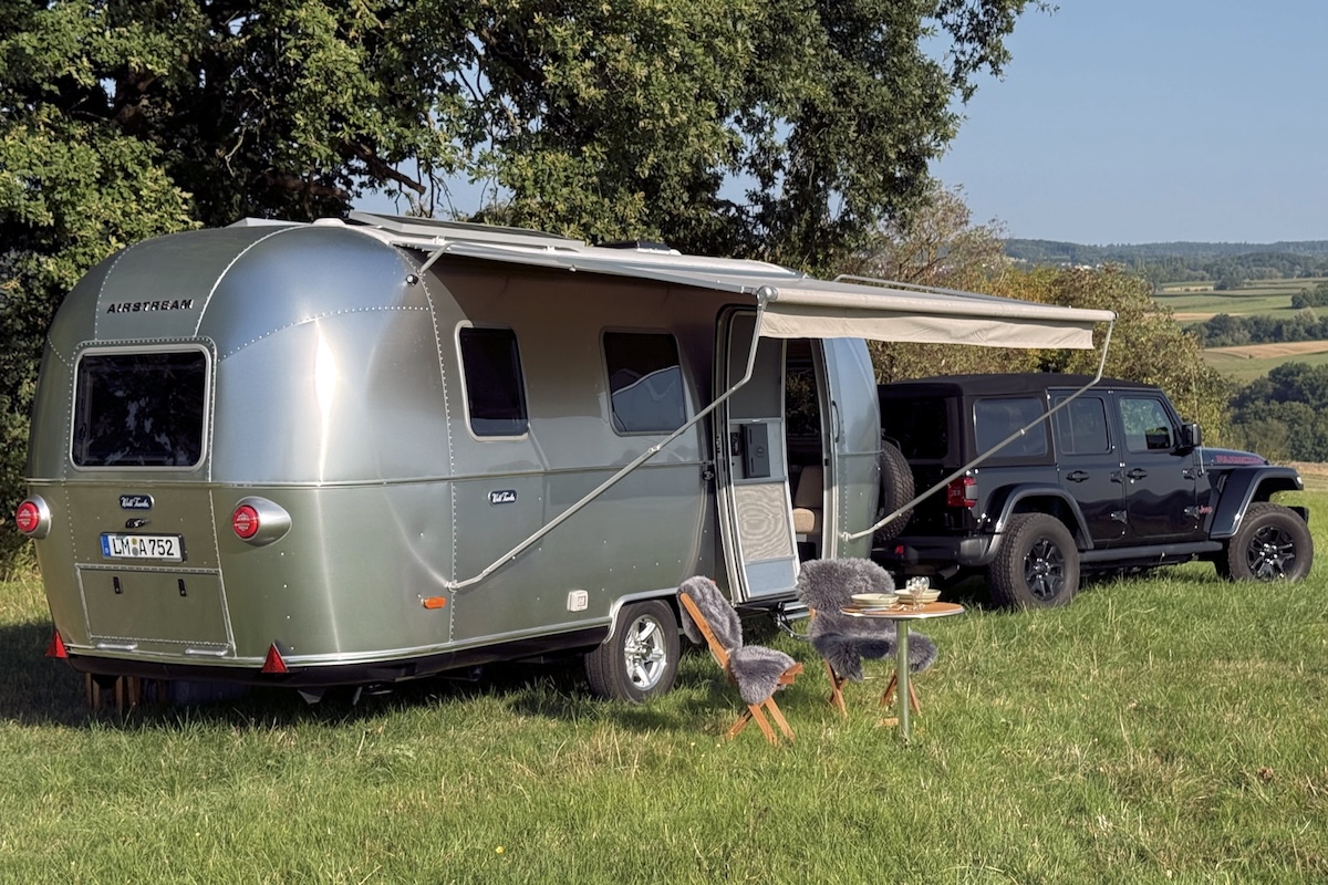 2026 World Traveler 22 Camping 11